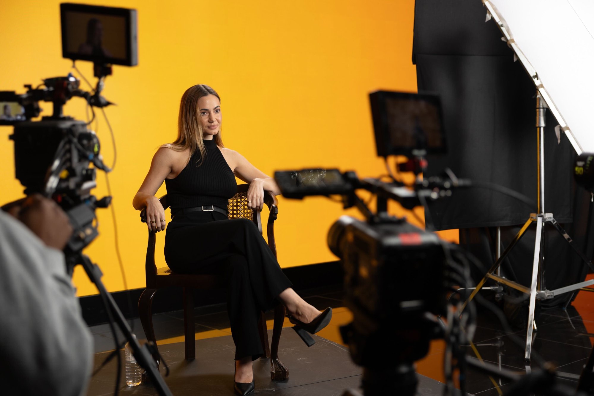 Kelly Christine on set